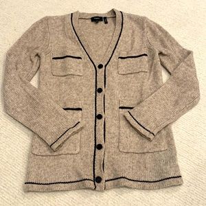 Contrast cardi wool/yak, super cute and versatile